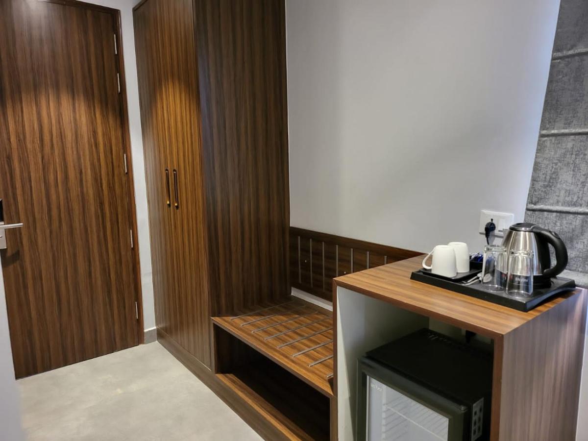 Belvedere Suites Greater Noida Ngoại thất bức ảnh