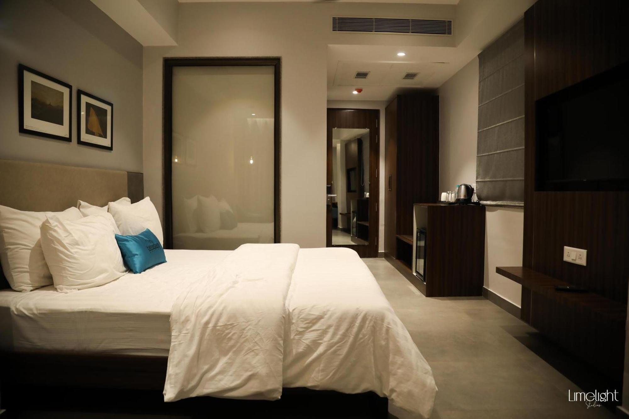 Belvedere Suites Greater Noida Ngoại thất bức ảnh