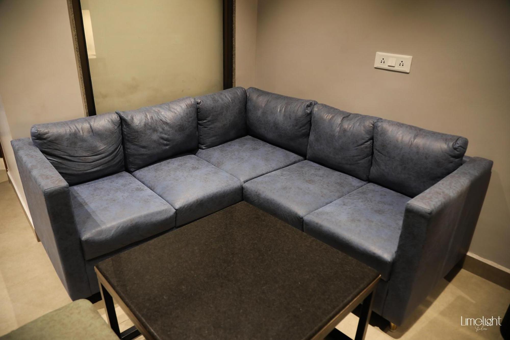 Belvedere Suites Greater Noida Ngoại thất bức ảnh