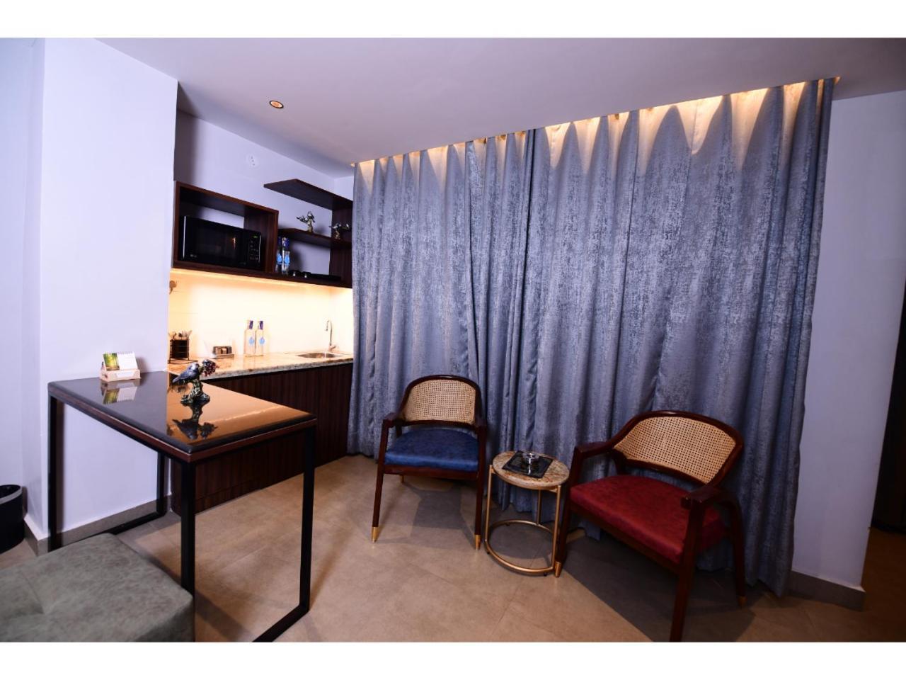 Belvedere Suites Greater Noida Ngoại thất bức ảnh