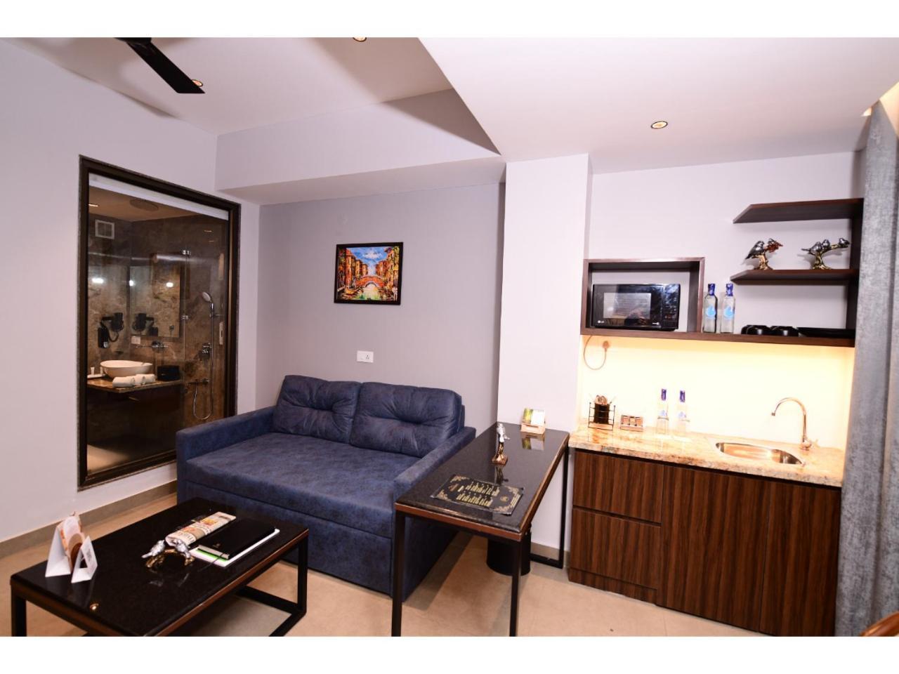 Belvedere Suites Greater Noida Ngoại thất bức ảnh
