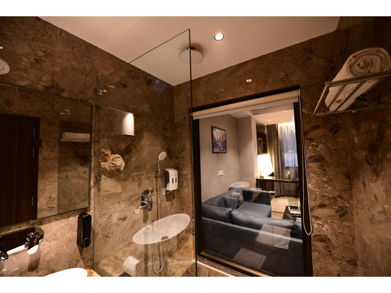 Belvedere Suites Greater Noida Ngoại thất bức ảnh