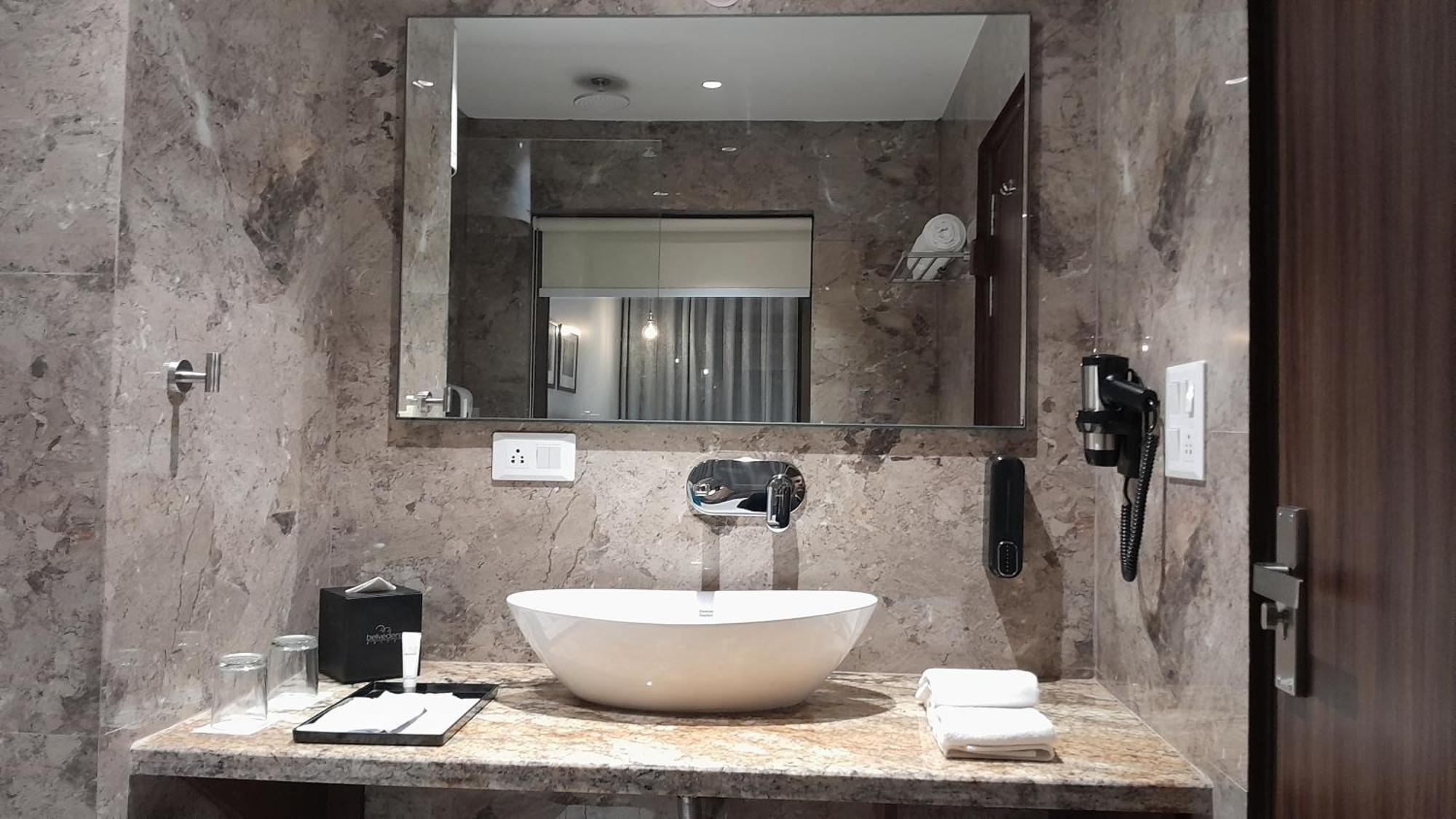 Belvedere Suites Greater Noida Ngoại thất bức ảnh